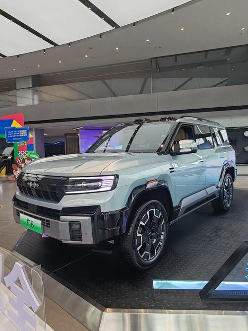 广州60比亚迪方程豹硬派越野的爆款，英菲尼迪35周年与你共成长