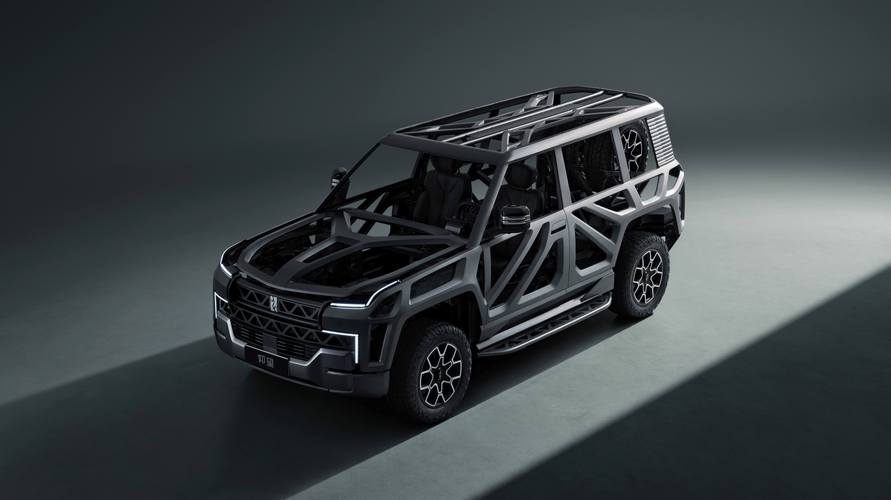 广州60仰望U8硬派越野的科技魅力，国能汽车对传统燃油车市场的冲击